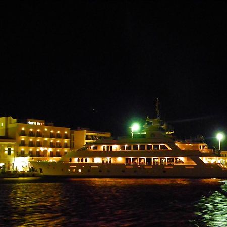 Poseidonio Hotel Тинос Экстерьер фото