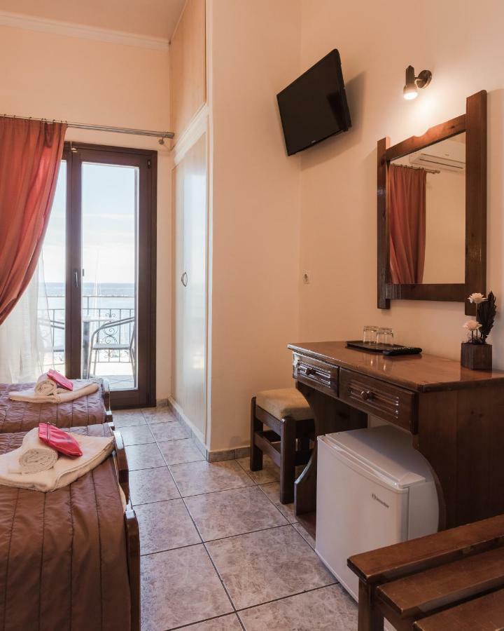 Poseidonio Hotel Тинос Экстерьер фото