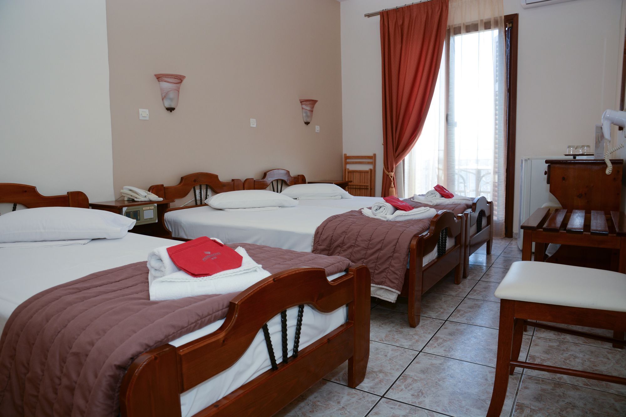 Poseidonio Hotel Тинос Экстерьер фото